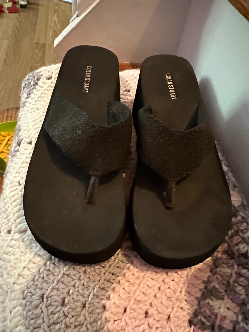 Cole Stuart Black Wedge Thong Sandals